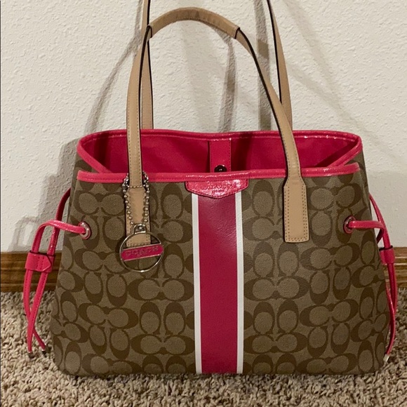 Coach Handbags - Coach purse
